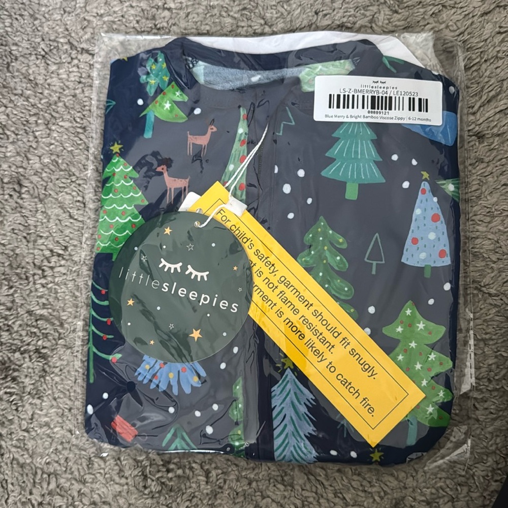 NIB Merry + Bright Little Sleepies